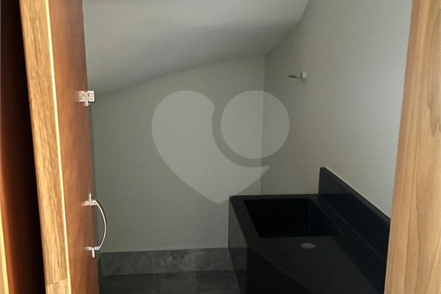 Sobrado à venda com 3 quartos, sendo 1 suíte, em Jardim Maristela, São Paulo, SP