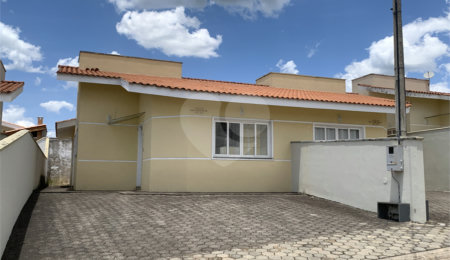 Casa em condomínio à venda com 3 quartos, sendo 1 suíte, em Jardim São Marcos, Bom Jesus dos Perdões, SP