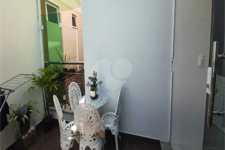 Casa à venda com 4 quartos, sendo 2 suítes, no condomínio Florada da Serra, São Paulo - SP