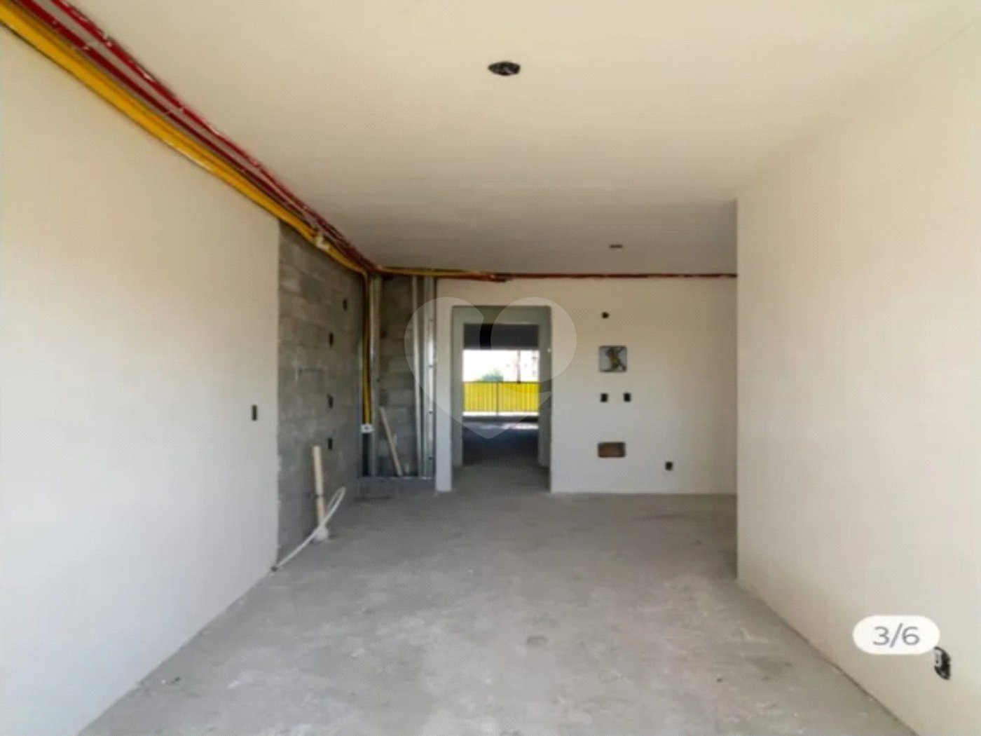 Apartamento à venda em ótima locação próximo ao metrô Penha. com 2 quartos, e uma 1 vaga