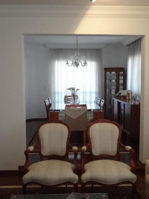 Apartamento à venda com 4 quartos, sendo 3 suítes, em Indianópolis, São Paulo, SP