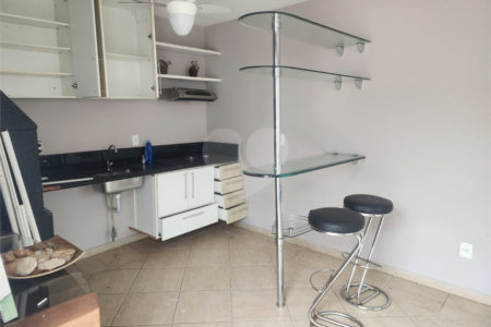 Casa à venda com 3 quartos, sendo 1 suíte, no condomínio Terras de São Francisco, Vinhedo - SP