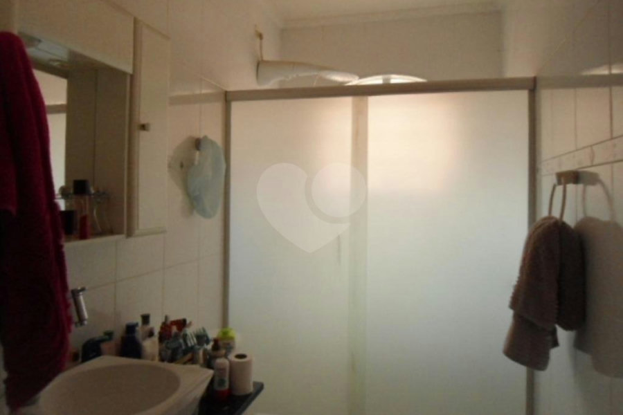 Sobrado à venda com 3 quartos, sendo 1 suíte,  em Parque Vitória, São Paulo, SP
