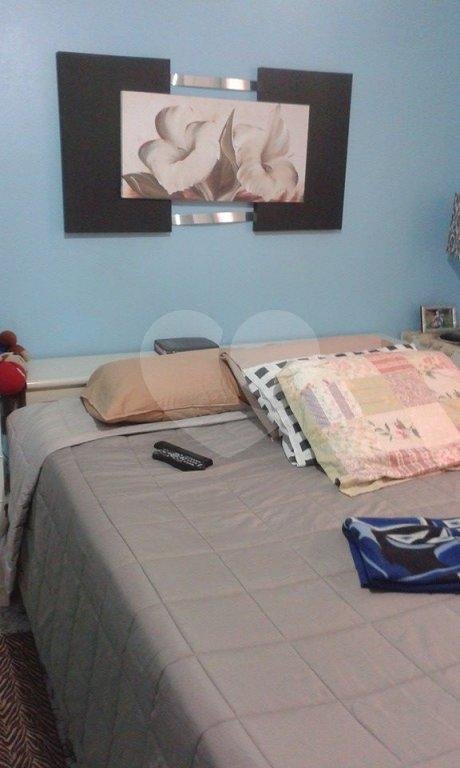 Casa Térrea à venda com 3 quartos, sendo 1 suíte, em Parque Peruche, São Paulo, SP