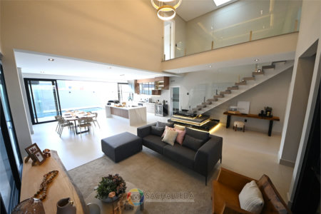 Casa à venda com 4 suítes no condomínio Residencial Dona Maria Candida, Indaiatuba - SP