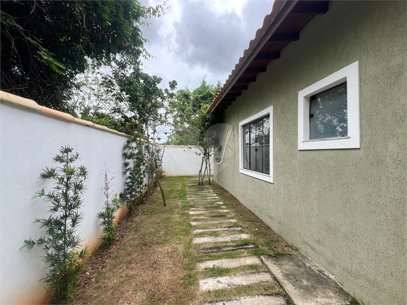 Casa à venda com 3 suítes em Caravelas, Armação dos Búzios, RJ