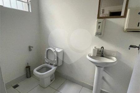 Sobrado à venda com 3 quartos, sendo 1 suíte, em Vila Mazzei, São Paulo, SP