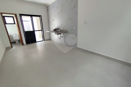 Sobrado à venda com 3 quartos, sendo 1 suíte, em Santa Teresinha, São Paulo, SP