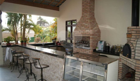 Chácara à venda com 4 quartos em Monterrey, Louveira, SP