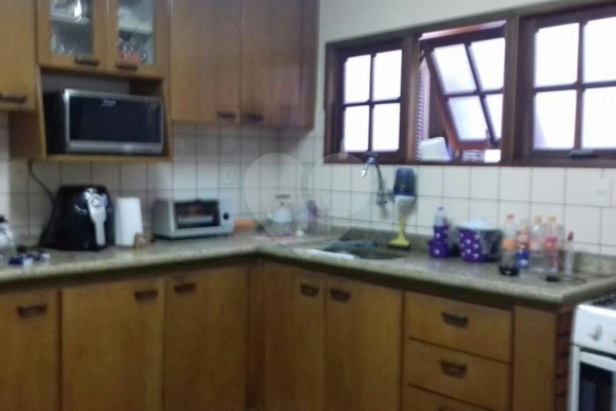 Casa à venda com 3 suítes em Santana, São Paulo, SP
