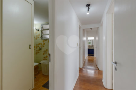 Apartamento à venda com 3 quartos, sendo 1 suíte, em Chácara Santo Antônio (zona Sul), São Paulo, SP