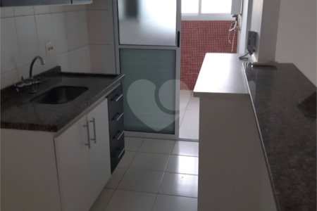 Apartamento à venda com 2 quartos, sendo 1 suíte, em Vila Trujillo, Sorocaba, SP