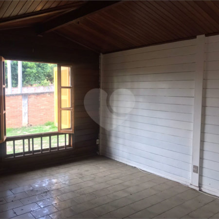 Casa à venda com 3 quartos, sendo 1 suíte, no condomínio Zuleika Jabour, Salto - SP