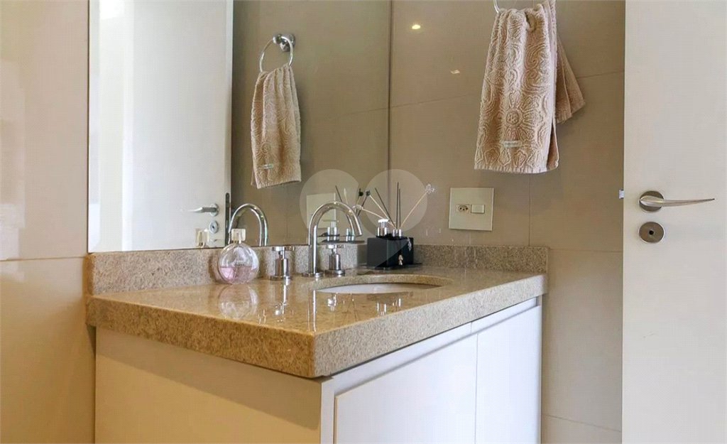 Apartamento à venda com 1 suíte em Vila Gertrudes, São Paulo, SP