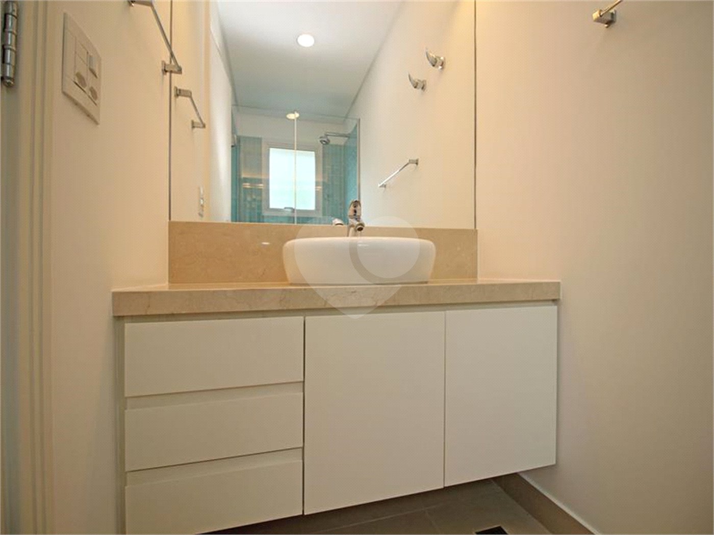 Casa à venda com 3 suítes no condomínio Brooklin Hills, São Paulo - SP