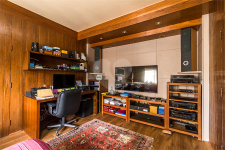 Apartamento à venda com 4 quartos, sendo 2 suítes, em Jardim Paulista, São Paulo, SP