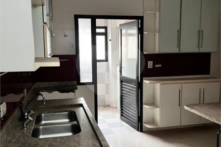 Apartamento à venda ou para alugar com 3 quartos, sendo 1 suíte,  em Vila Pompéia, São Paulo, SP