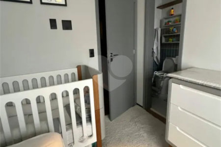 Apartamento à venda com 3 suítes em Campo Belo, São Paulo, SP