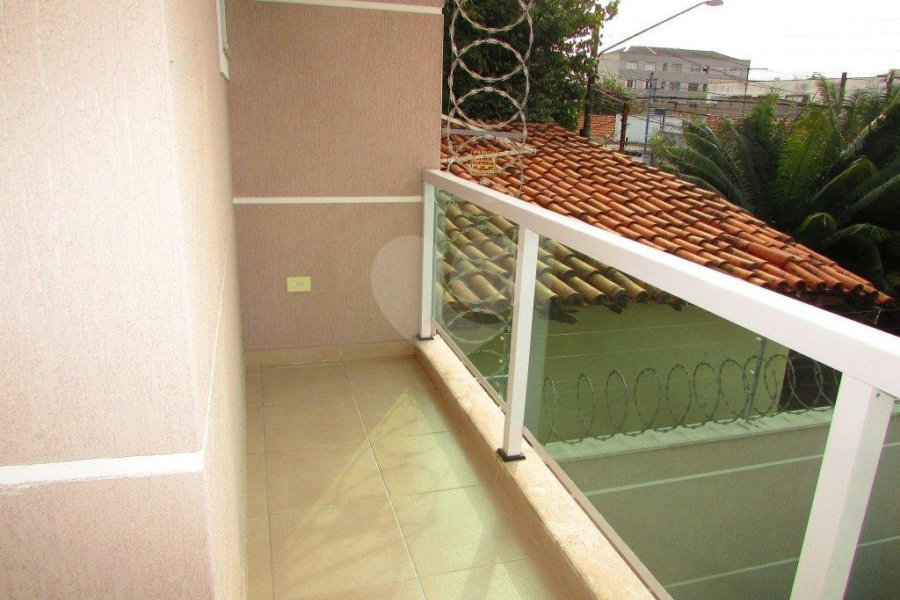 Sobrado à venda com 3 quartos, sendo 1 suíte,  em Vila Constança, São Paulo, SP