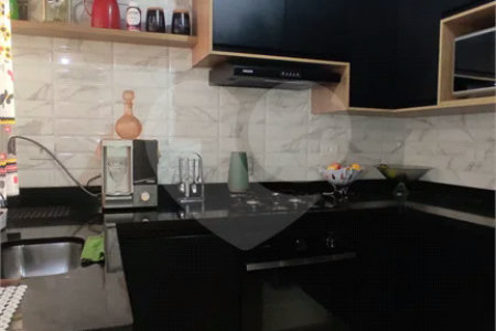Casa à venda com 2 suítes em Chora Menino, São Paulo, SP