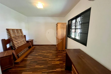 Casa Térrea à venda com 3 quartos, sendo 1 suíte,  em Cidade Universitária, Campinas, SP