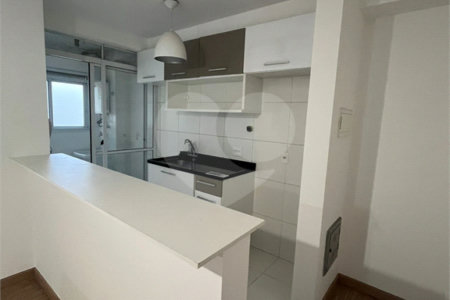 Apartamento à venda com 2 quartos, sendo 1 suíte,  em Parque Reboucas, São Paulo, SP