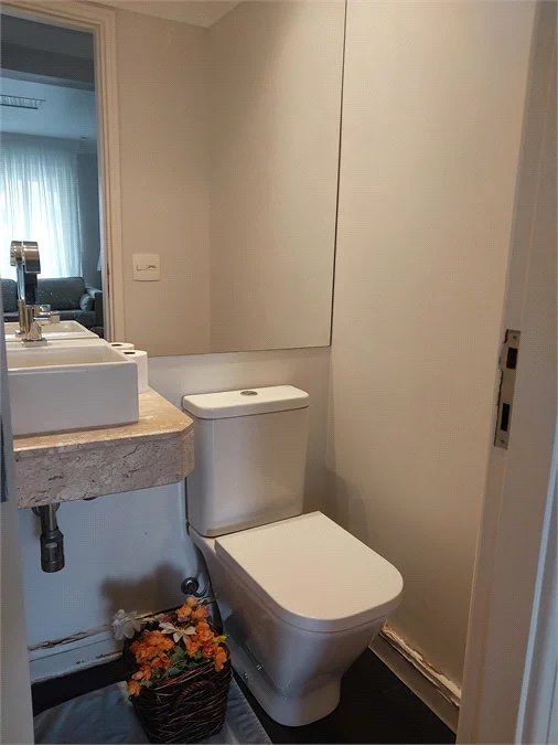 Apartamento à venda com 3 quartos, sendo 2 suítes,  em Cidade São Francisco, São Paulo, SP