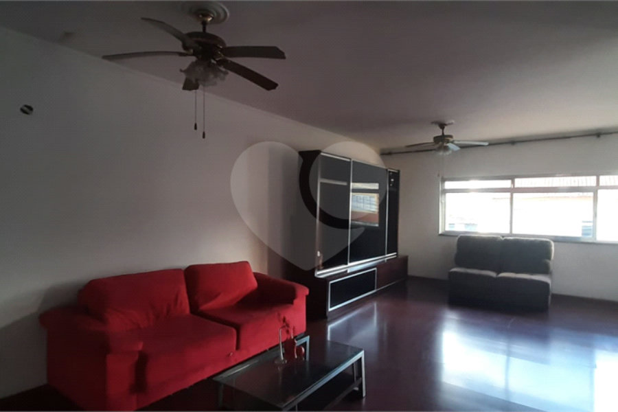 Sobrado à venda com 5 quartos, sendo 1 suíte,  em Vila Rosália, Guarulhos, SP
