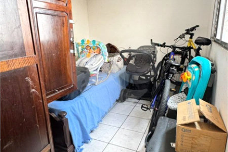 Sobrado à venda com 4 quartos em Interlagos, São Paulo, SP