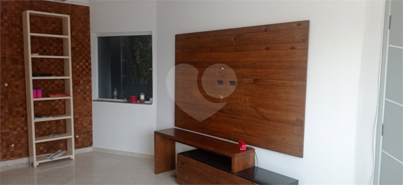 Casa à venda com 3 quartos, sendo 1 suíte, em Vila Aurora (zona Norte), São Paulo, SP