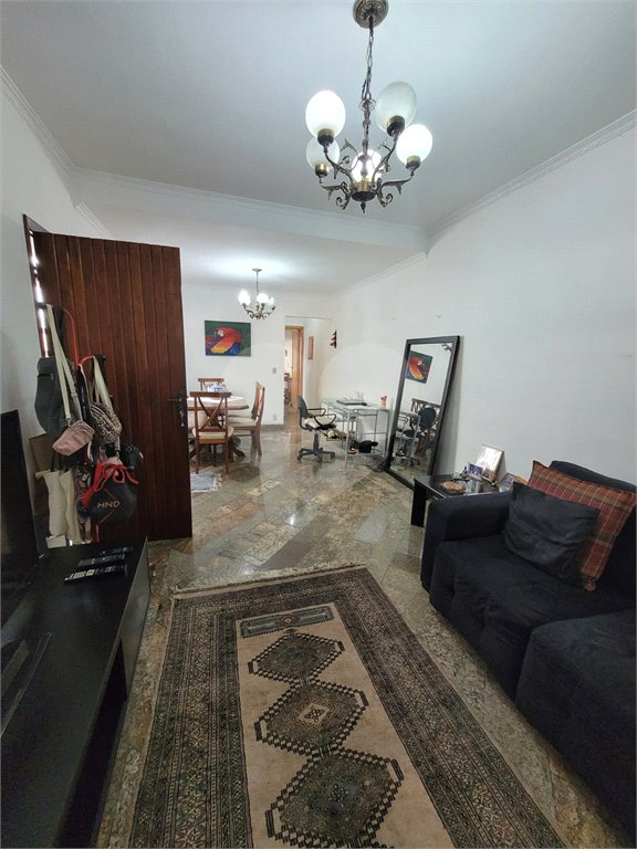 Sobrado à venda com 3 quartos, sendo 1 suíte, em Jardim da Glória, Cotia, SP