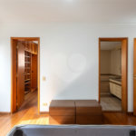 Apartamento à venda com 4 quartos, sendo 3 suítes,  em Jardim Monte Kemel, São Paulo, SP
