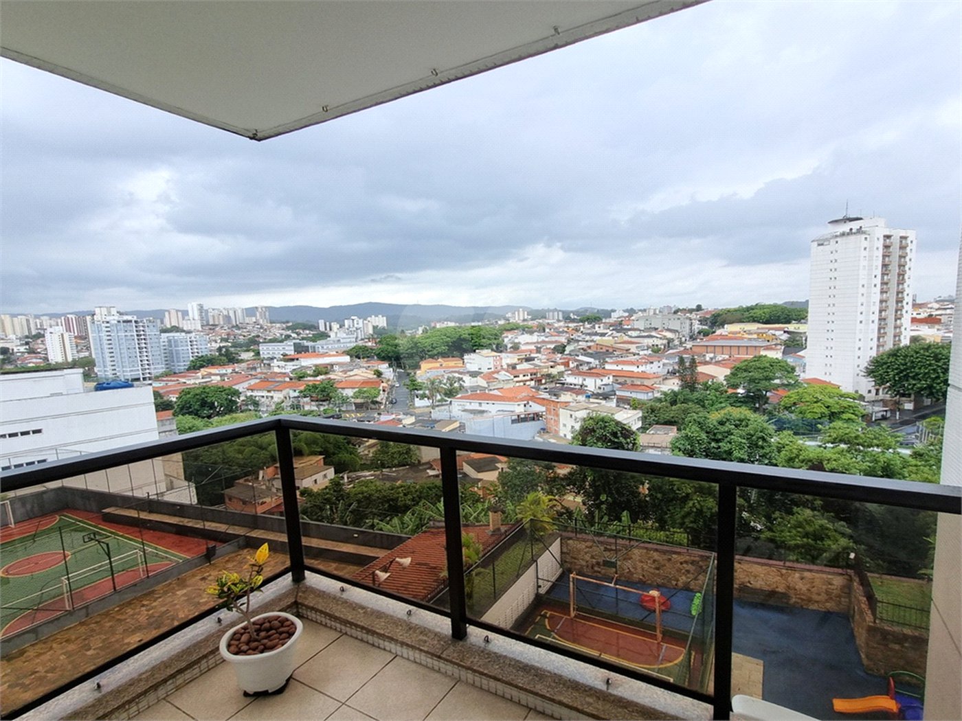 Apartamento à venda com 3 quartos, sendo 1 suíte, em Santana, São Paulo, SP