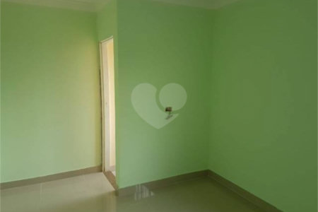 Casa à venda com 4 quartos, sendo 3 suítes, em Vila Brasilina, São Paulo, SP