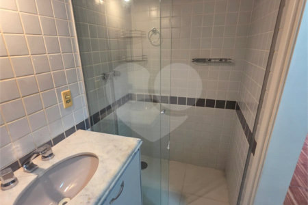 Apartamento à venda com 2 quartos, sendo 1 suíte, em Vila Olímpia, São Paulo, SP
