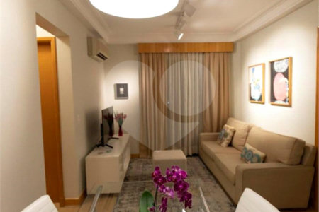 Apartamento à venda com 1 quarto em Vila Uberabinha, São Paulo, SP