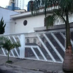 Casa à venda com 3 quartos, sendo 1 suíte,  no condomínio Praça Doutor José Augusto César,12, São Paulo - SP
