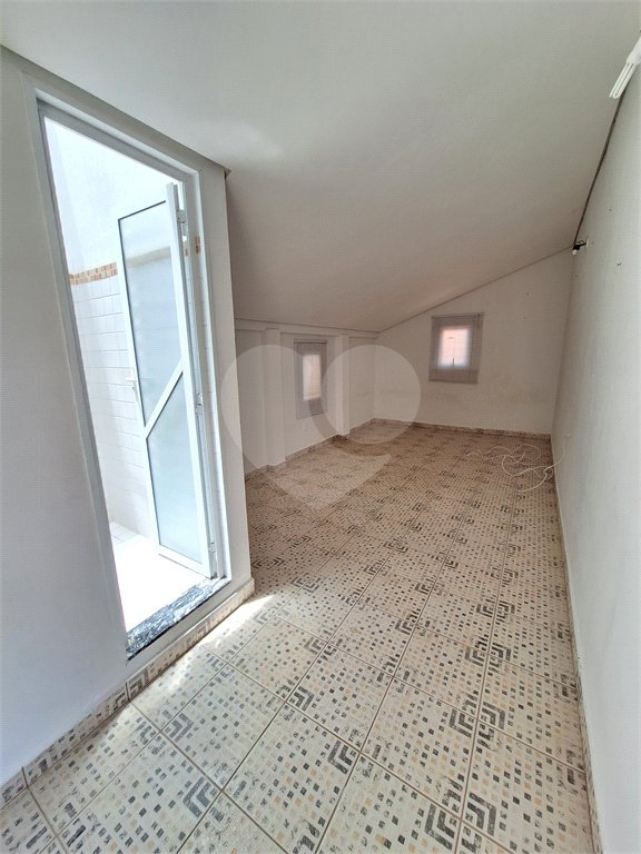 Casa à venda com 3 suítes no condomínio Bosque de Grevilea, Vinhedo - SP
