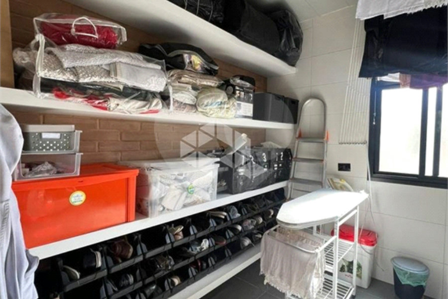 Sobrado à venda com 3 quartos, sendo 2 suítes, em Parque Edu Chaves, São Paulo, SP