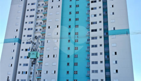 Apartamento à venda com 1 quarto em Botujuru, Mogi das Cruzes, SP