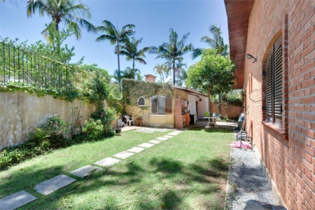 Casa Térrea à venda com 3 suítes em Jardim dos Estados, São Paulo, SP