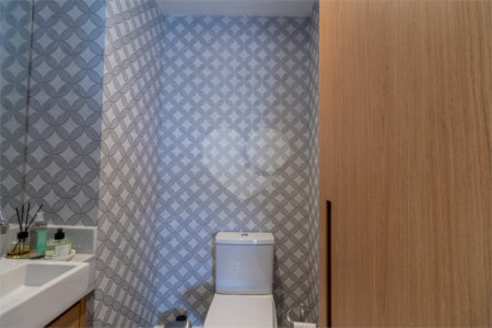 Apartamento à venda com 2 suítes em Santo Amaro, São Paulo, SP