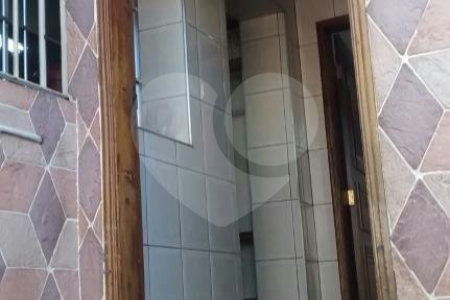 Casa à venda com 4 quartos, sendo 1 suíte, em Parque Vitória, São Paulo, SP