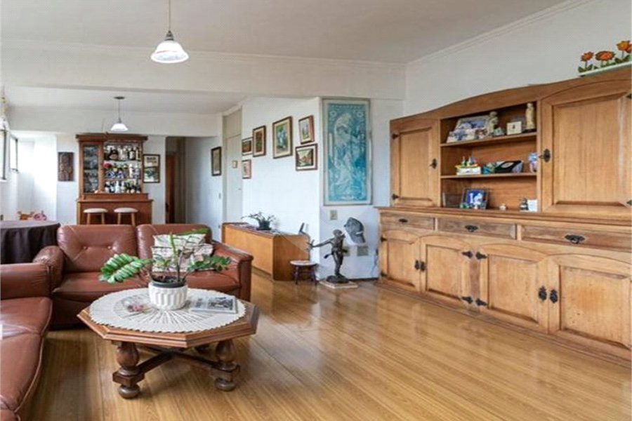 Apartamento à venda com 3 quartos, sendo 1 suíte, em Perdizes, São Paulo, SP