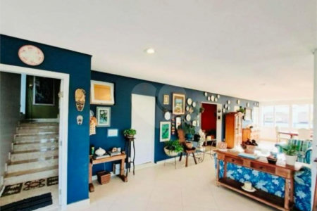 Casa à venda com 3 suítes no condomínio Vale da Santa Fé, Vinhedo - SP