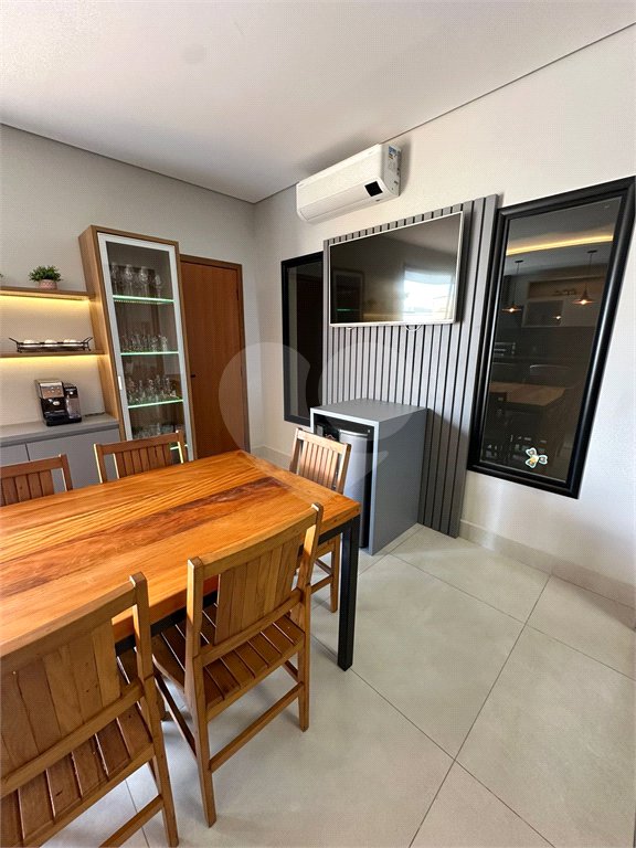 Casa à venda com 3 quartos, sendo 1 suíte, no condomínio Residencial Evidências, Indaiatuba - SP