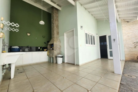 Casa à venda com 3 suítes no condomínio Villagio Di Verona, Vinhedo - SP