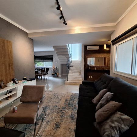 Casa à venda com 3 suítes no condomínio Villaggio Capriccio, Louveira - SP