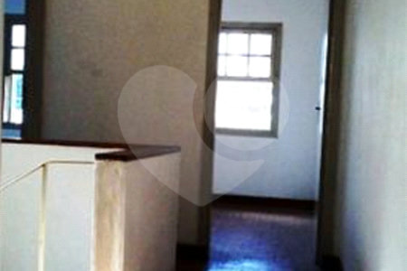 Sobrado à venda com 3 quartos em Saúde, São Paulo, SP