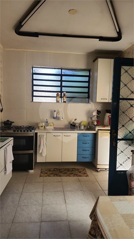 Casa à venda com 3 quartos, sendo 2 suítes, em Indianópolis, São Paulo, SP